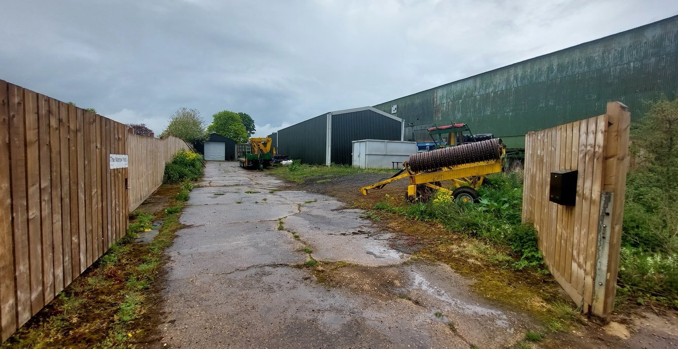 Appletree Rd, Banbury for sale Primary Photo- Image 1 of 1