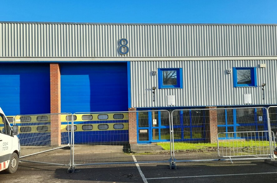 Fyfield Rd, Weyhill to rent - Primary Photo - Image 1 of 2