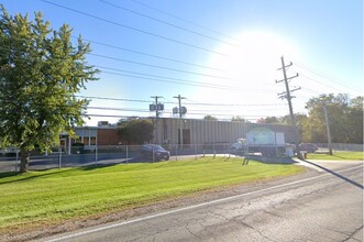 1001 Aucutt Rd, Montgomery, IL for sale Primary Photo- Image 1 of 1