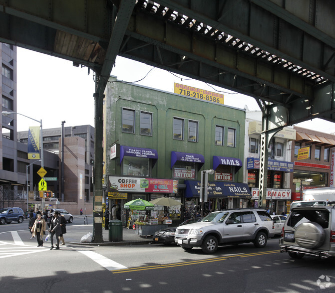 740 Broadway, Brooklyn, NY for rent - Primary Photo - Image 1 of 10