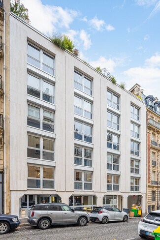 More details for 18 Rue Jean Giraudoux, Paris - Office to Rent