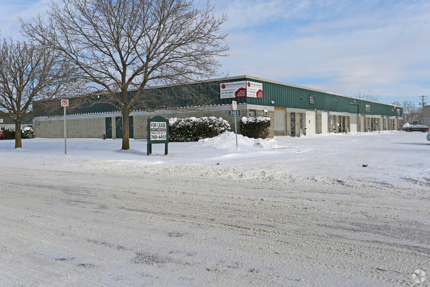 2615 Blackwell St, Ottawa, ON for sale - Primary Photo - Image 1 of 1