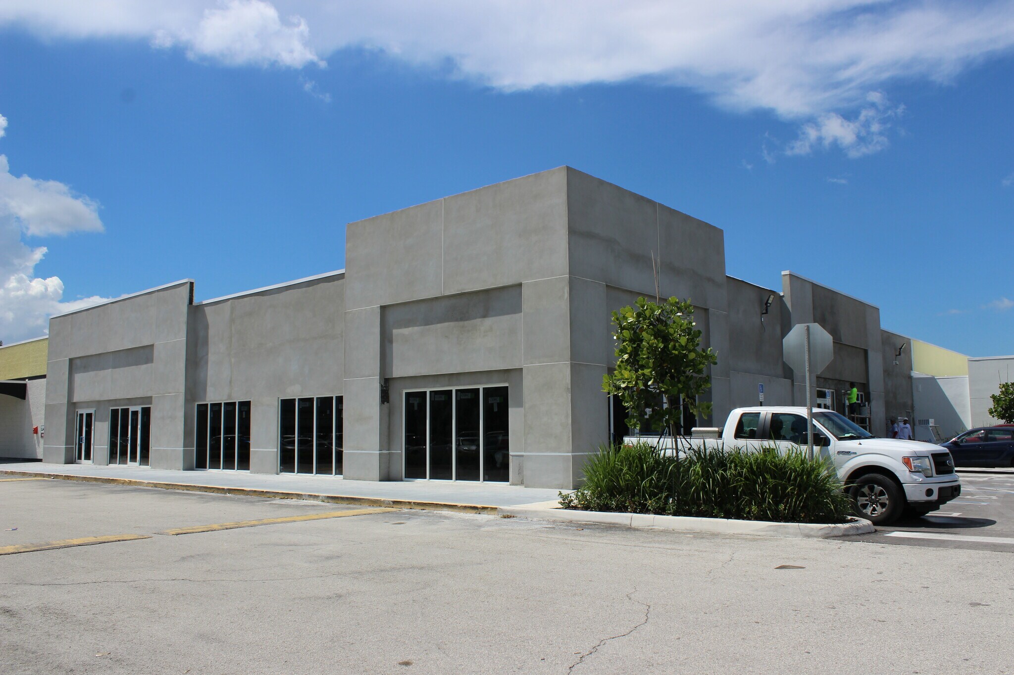 27455 S Dixie Hwy, Homestead 33032 Now Leasing! Shoppes at Naranja