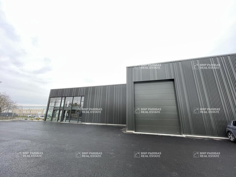 Light Industrial in Beauzelle to rent - Building Photo - Image 2 of 11