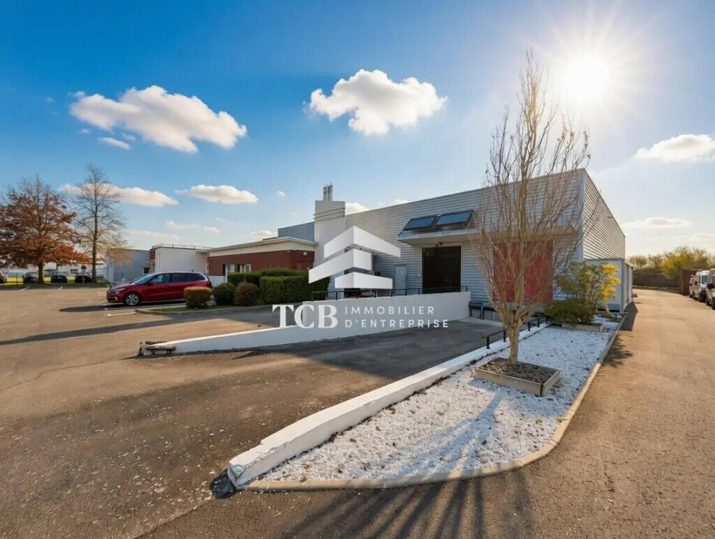 Location Local d'activités 641 m² - Photo 1
