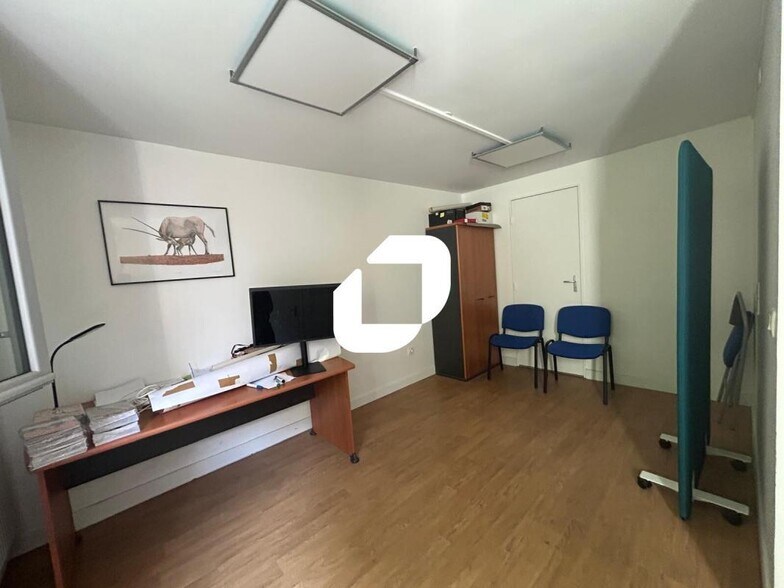 Office in Saint-Maur-des-Fossés to rent - Building Photo - Image 3 of 17