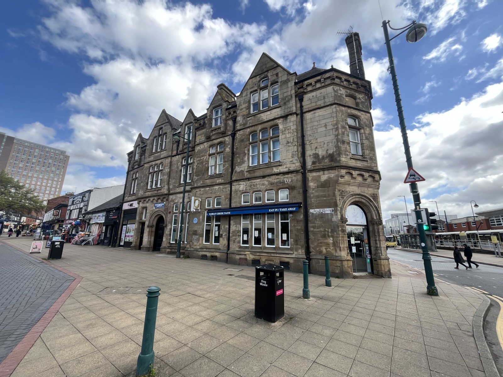 49 Church St, Manchester to rent Primary Photo- Image 1 of 2