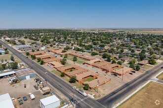 1301 S Maddox Ave, Dumas, TX - aerial  map view - Image1