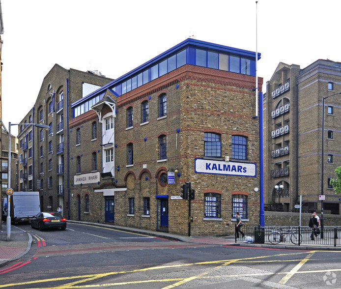 2 Shad Thames, London for rent - Primary Photo - Image 2 of 4