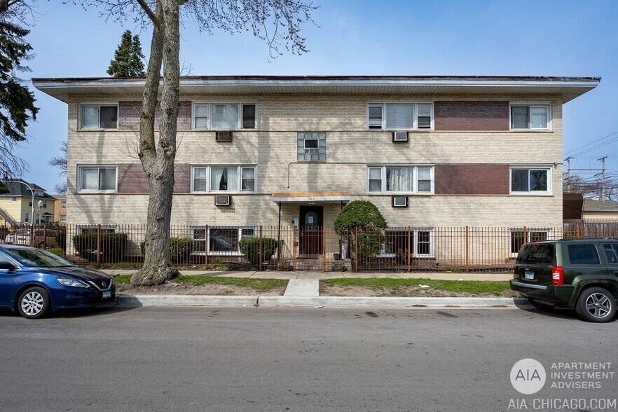 700 N Parkside Ave, Chicago, IL for sale - Primary Photo - Image 1 of 1