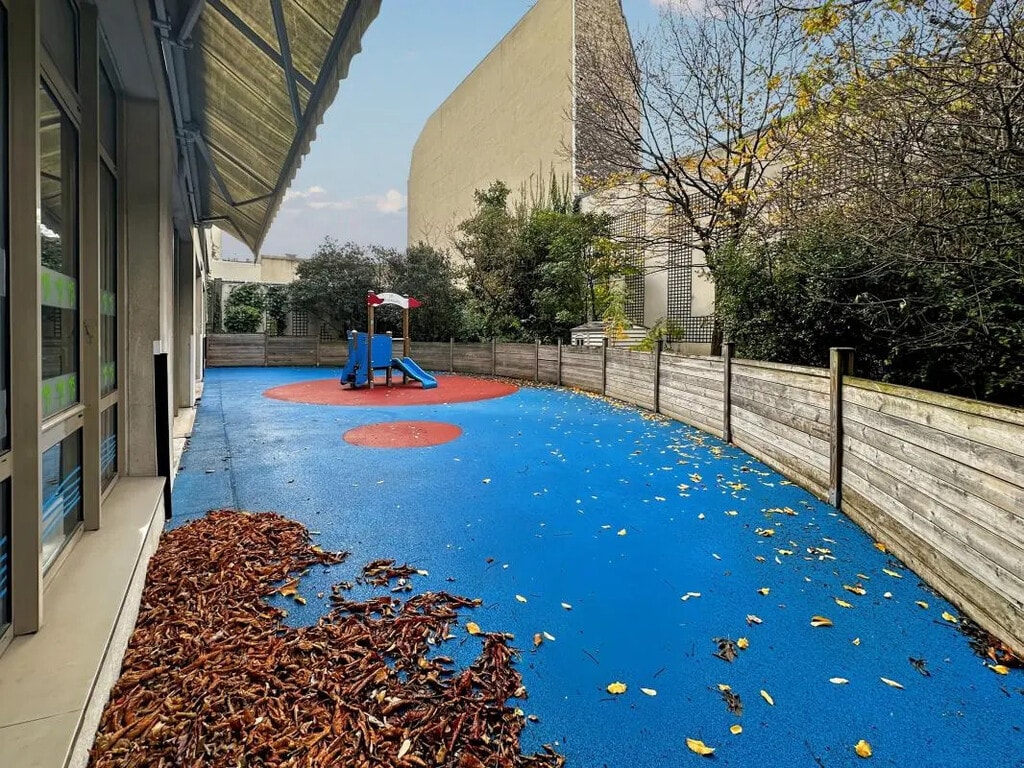 Location Commerce 366 m² - Photo 1
