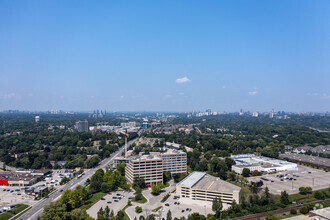 895 Don Mills Rd, Toronto, ON - aerial  map view