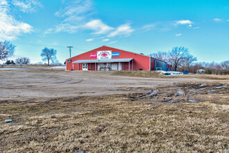 223 E Rose Ave, Caney, KS for sale Primary Photo- Image 1 of 1