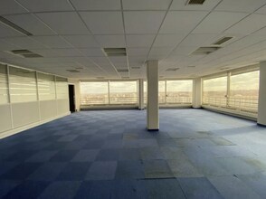 Office in Rosny-sous-Bois to rent Building Photo- Image 1 of 5