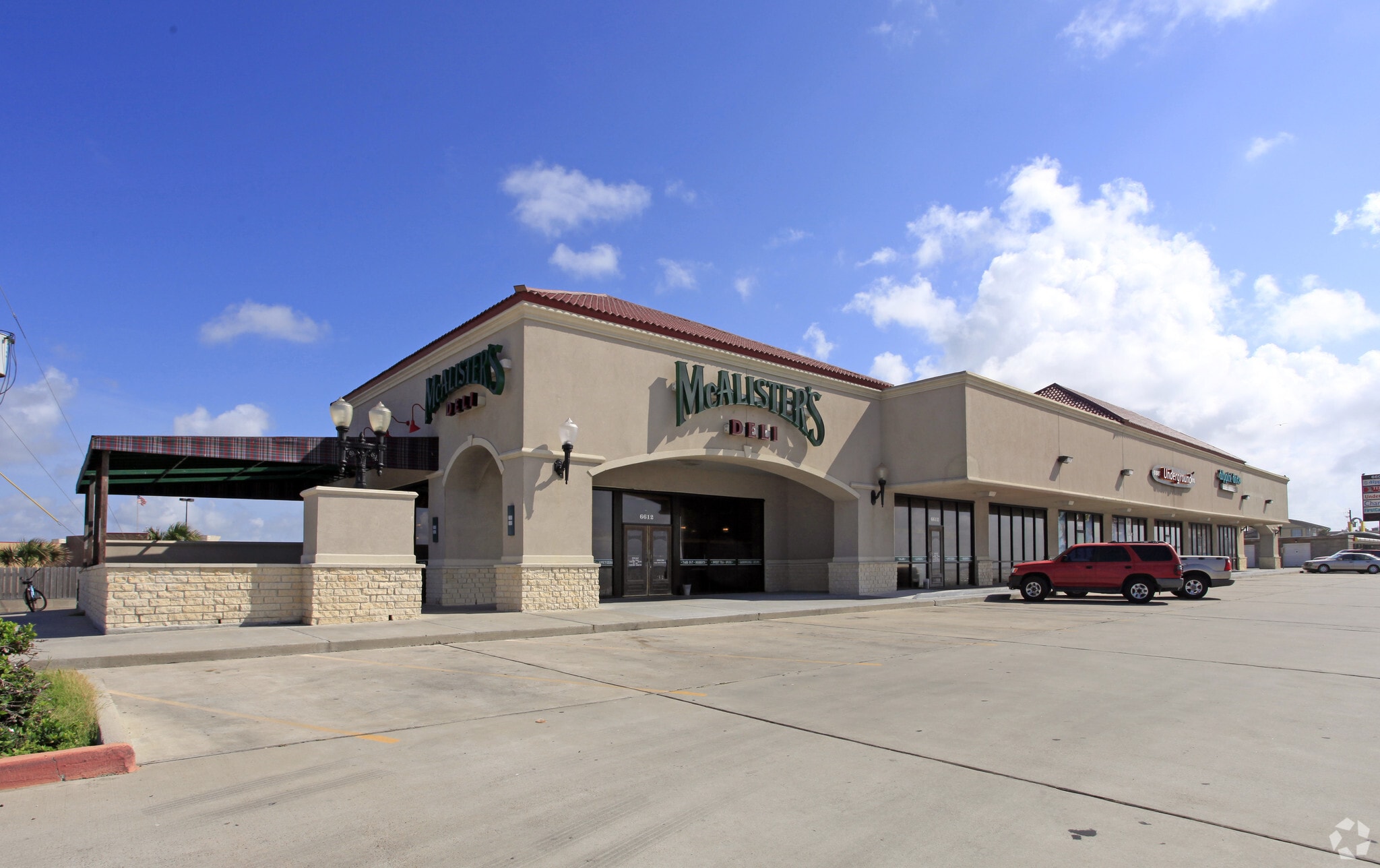 6600-6612 Seawall Blvd, Galveston, TX to rent Building Photo- Image 1 of 4