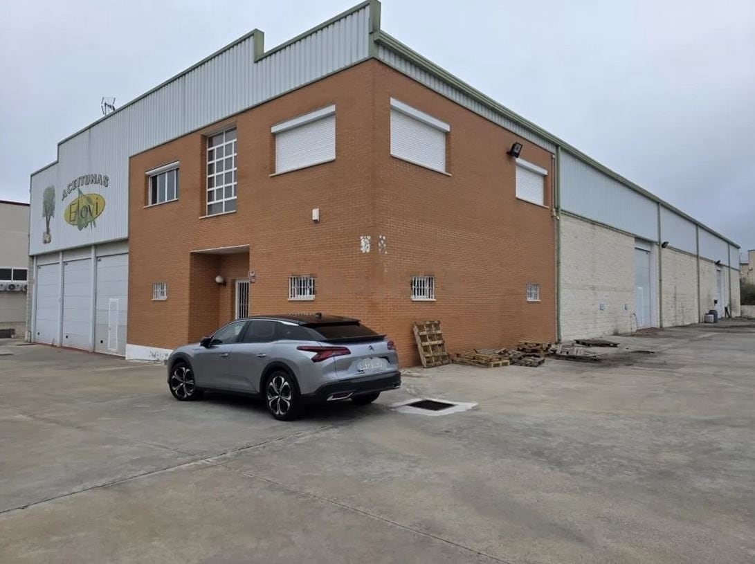 Avenida de la Constitución, 108, Casarrubios del Monte, Toledo to rent Interior Photo- Image 1 of 8