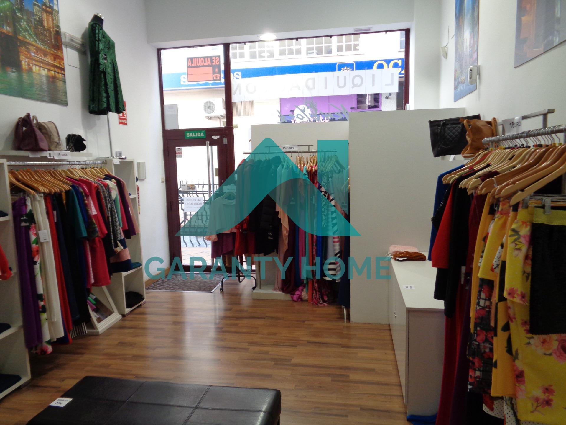 Retail in Cáceres, Cáceres to rent Interior Photo- Image 1 of 3