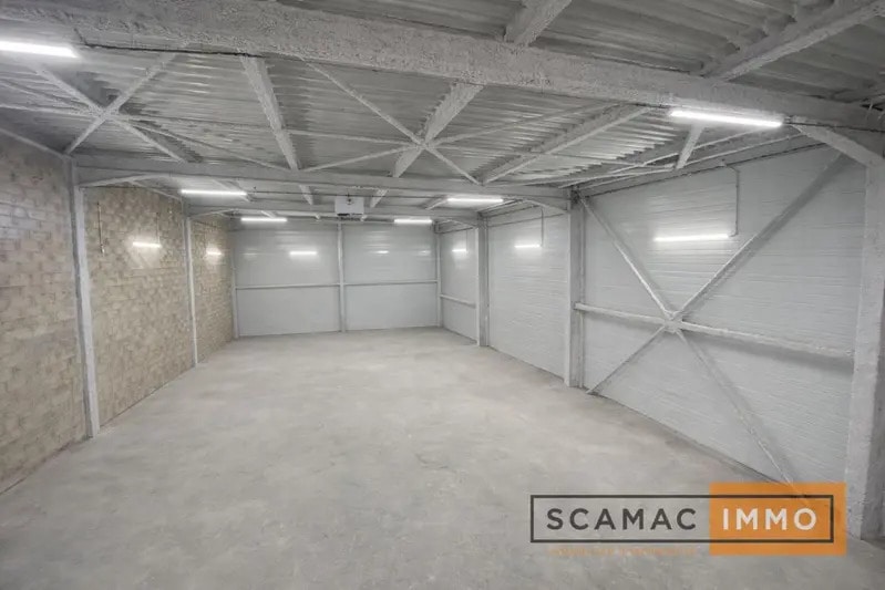Industrial in Villeneuve-Saint-Georges to rent - Interior Photo - Image 2 of 13