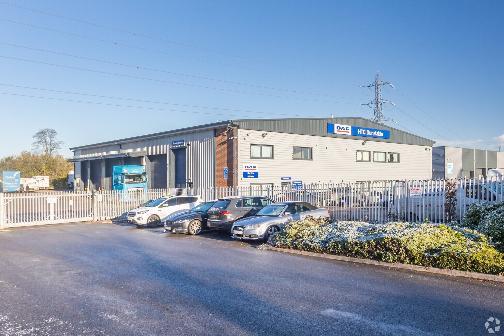 Humphrys Rd, Dunstable for sale Primary Photo- Image 1 of 1