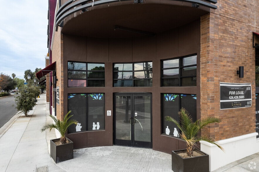 57 Wheeler Ave, Arcadia, CA to rent - Building Photo - Image 3 of 13