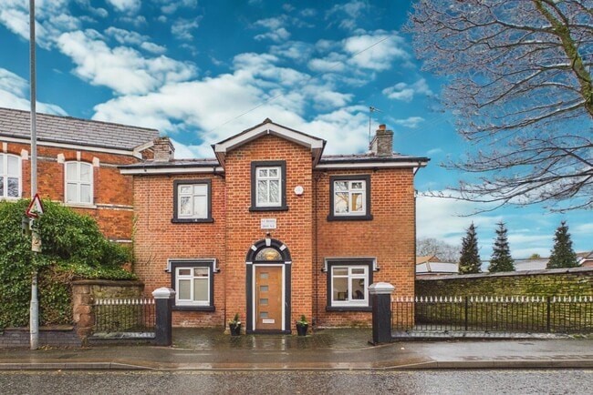 More details for 3 Cross Pit Ln, Rainford - Office for Sale
