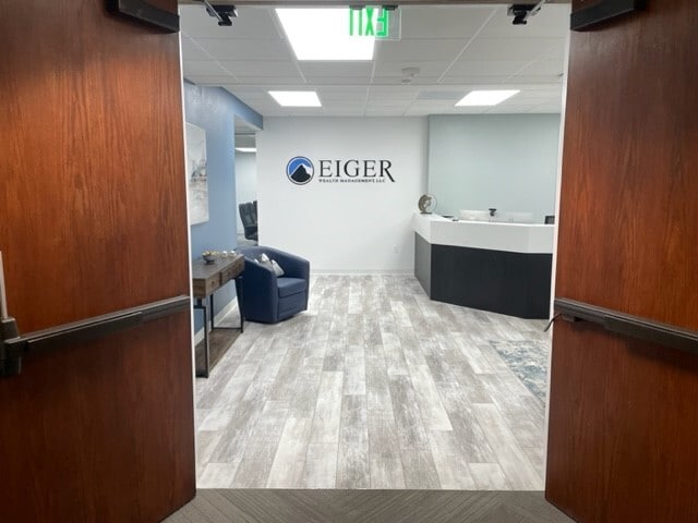 16855 W Bernardo Dr, San Diego, CA to rent Building Photo- Image 1 of 10