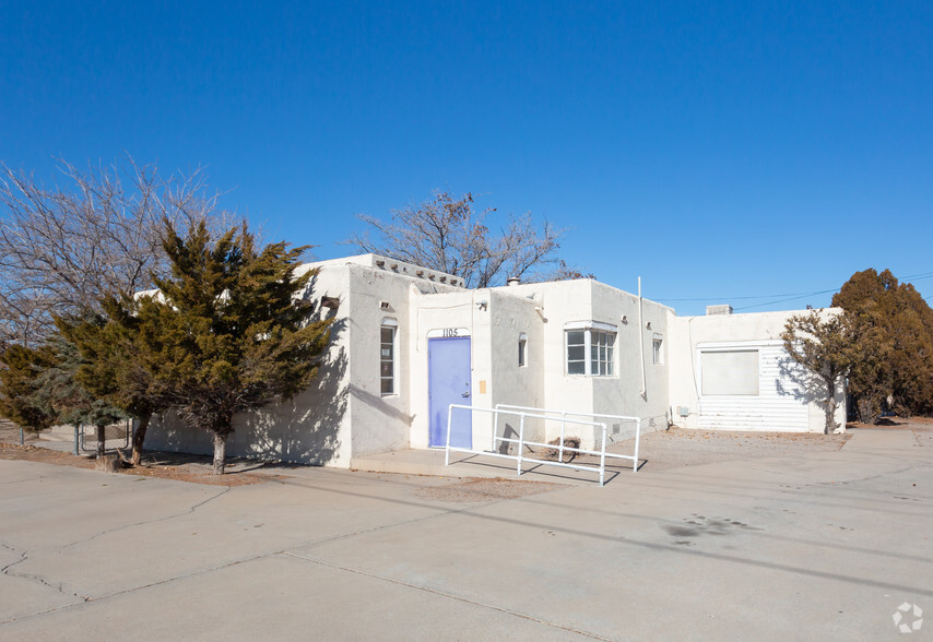 1105 Candelaria Ave NW, Albuquerque, NM for sale - Building Photo - Image 1 of 1