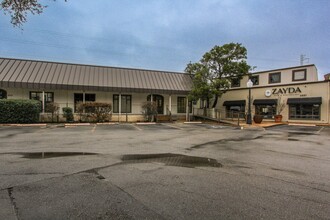 5221-5331 McCullough Ave, San Antonio, TX for rent Building Photo- Image 2 of 14