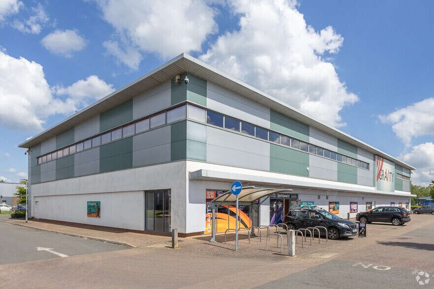 Princewood Rd, Corby for sale - Primary Photo - Image 1 of 10