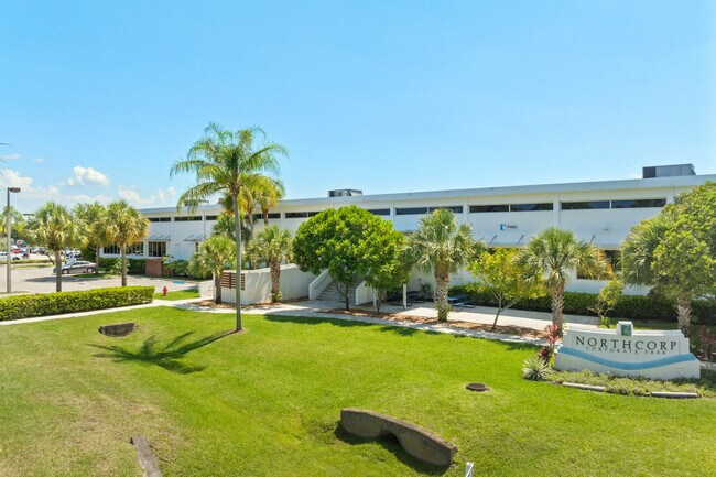 More details for 3910-3980 RCA Blvd, Palm Beach Gardens, FL - Mixed-use to Rent