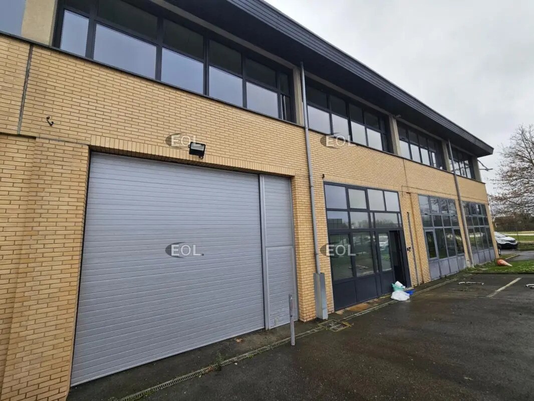 Light Industrial in Villejuif to rent Building Photo- Image 1 of 7