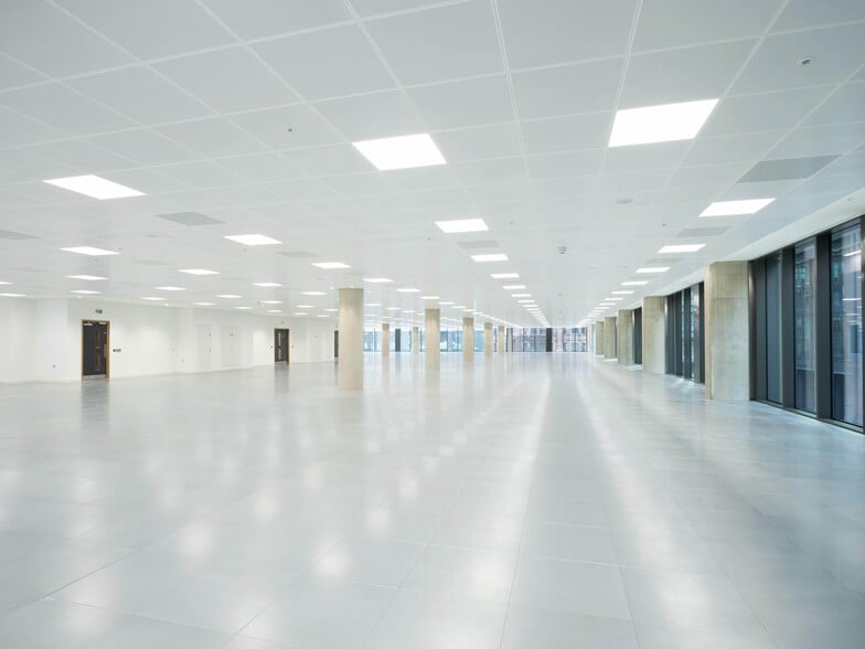 York St, Glasgow to rent - Interior Photo - Image 2 of 11