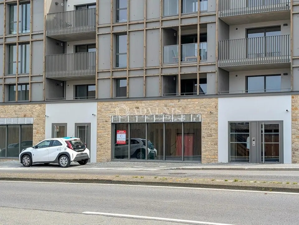 Location Commerce 63 m² - Photo 1