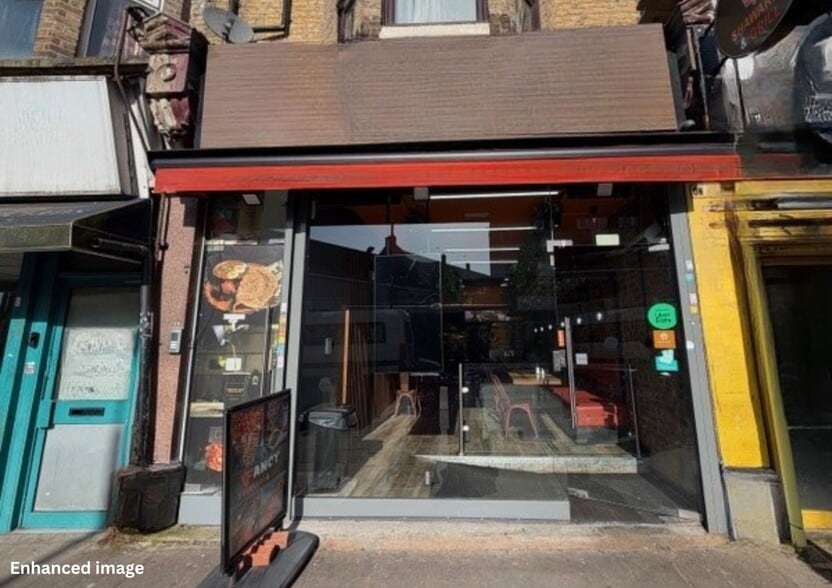 15 Plashet Grv, London to rent - Primary Photo - Image 1 of 1