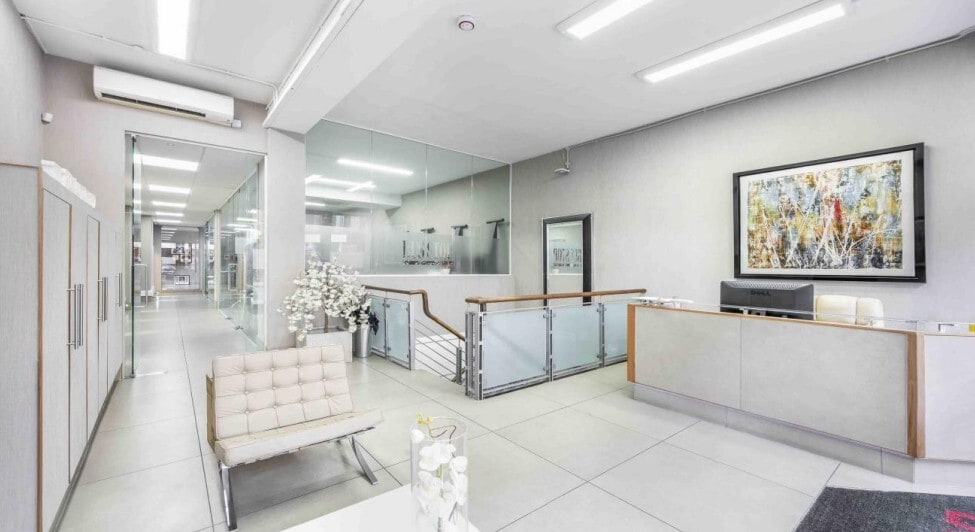 45-46 Berners St, London to rent - Interior Photo - Image 3 of 14