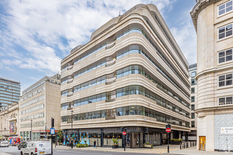 2 St. James's Market, London to rent - Primary Photo - Image 1 of 7