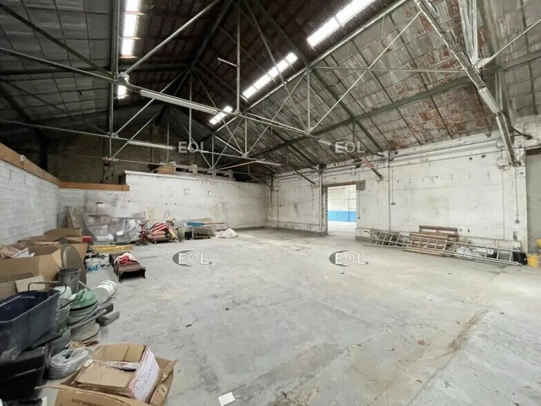 Light Industrial in Montmagny to rent - Interior Photo - Image 3 of 7