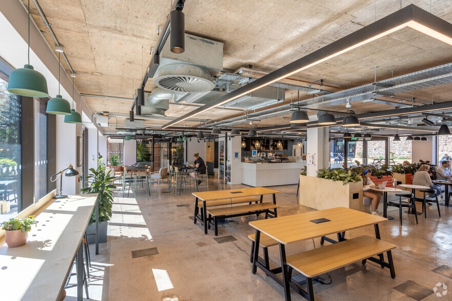 Southernhay W, Exeter for sale - Building Photo - Image 1 of 1