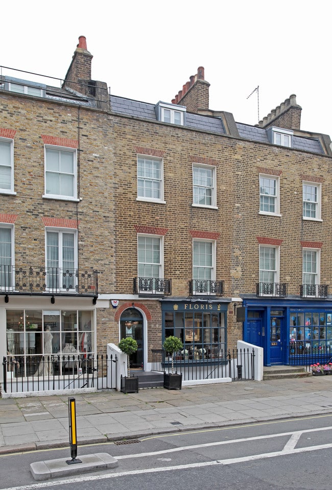 More details for 147 Ebury St, London - Retail to Rent