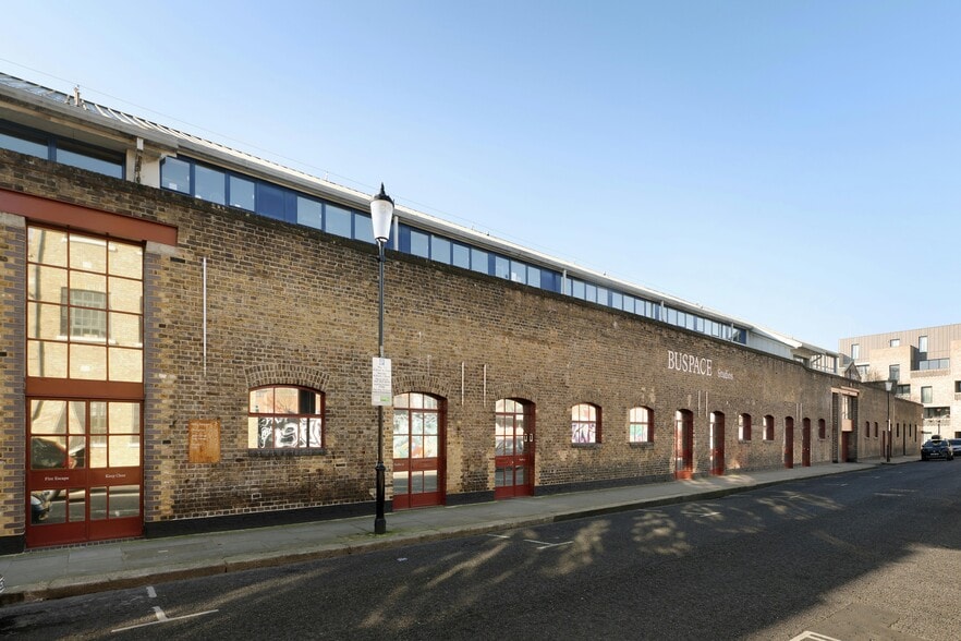 5 Conlan St, London to rent - Building Photo - Image 3 of 16