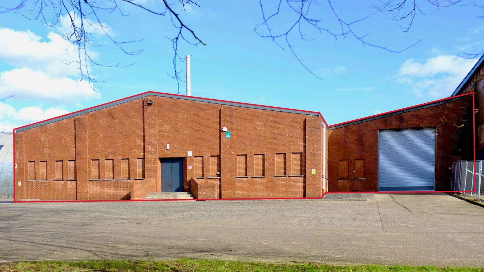 51 Green Rd, Ballyclare to rent Building Photo- Image 1 of 4