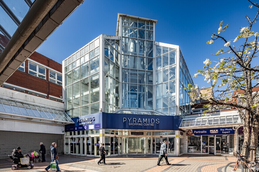 28 Borough Rd, Birkenhead for sale - Primary Photo - Image 1 of 1