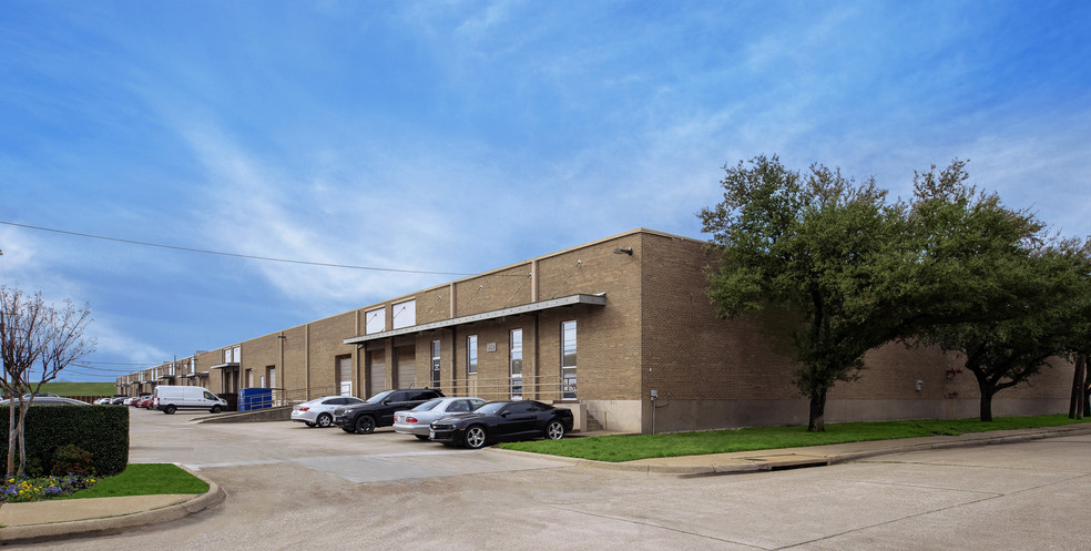 1184-1188 Quaker St, Dallas, TX for rent - Primary Photo - Image 1 of 4