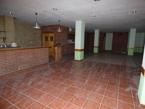 Retail in Vilanova del Camí, Barcelona to rent Interior Photo- Image 2 of 12