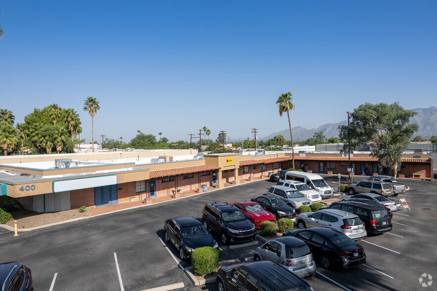 1011 N Craycroft Rd, Tucson, AZ for rent - Building Photo - Image 3 of 5