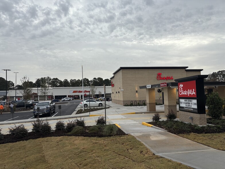 1605 Buford Hwy, Buford, GA for rent - Building Photo - Image 2 of 7