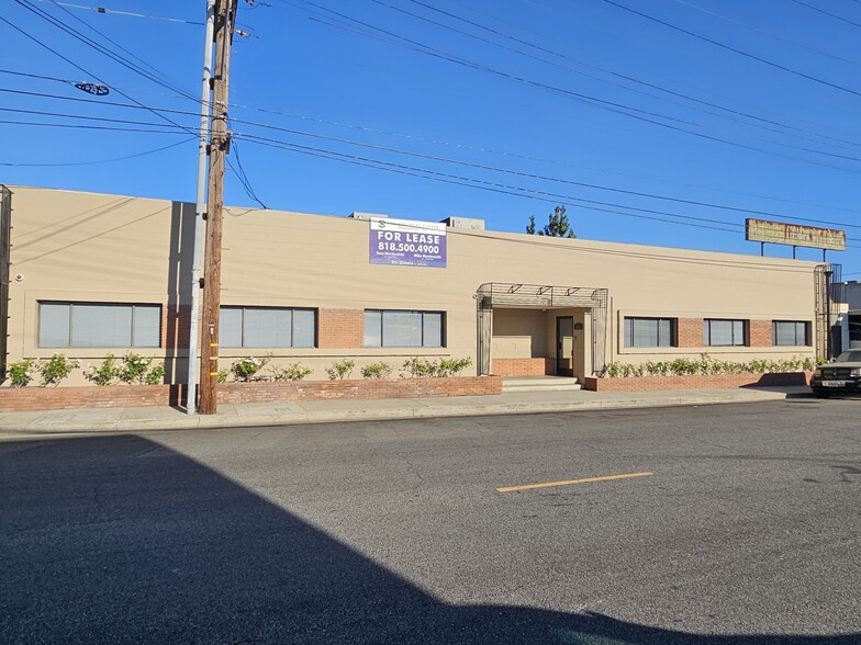 2522 N Ontario St, Burbank, CA for rent - Building Photo - Image 1 of 12