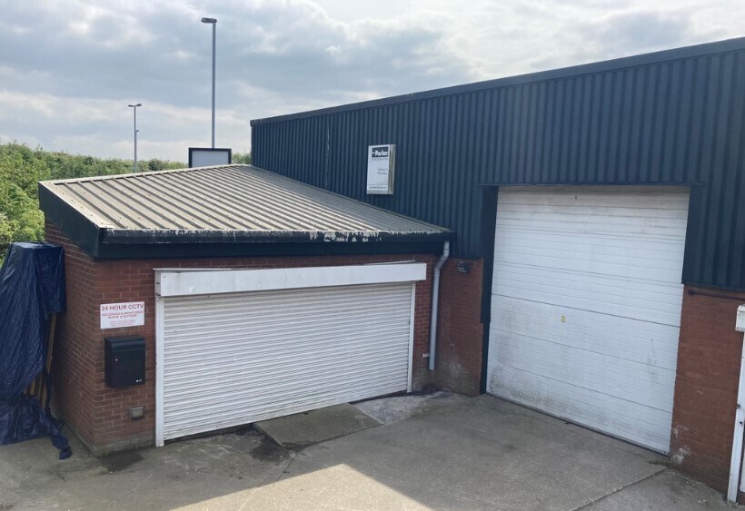 Folland Way, Hull for sale Building Photo- Image 1 of 1