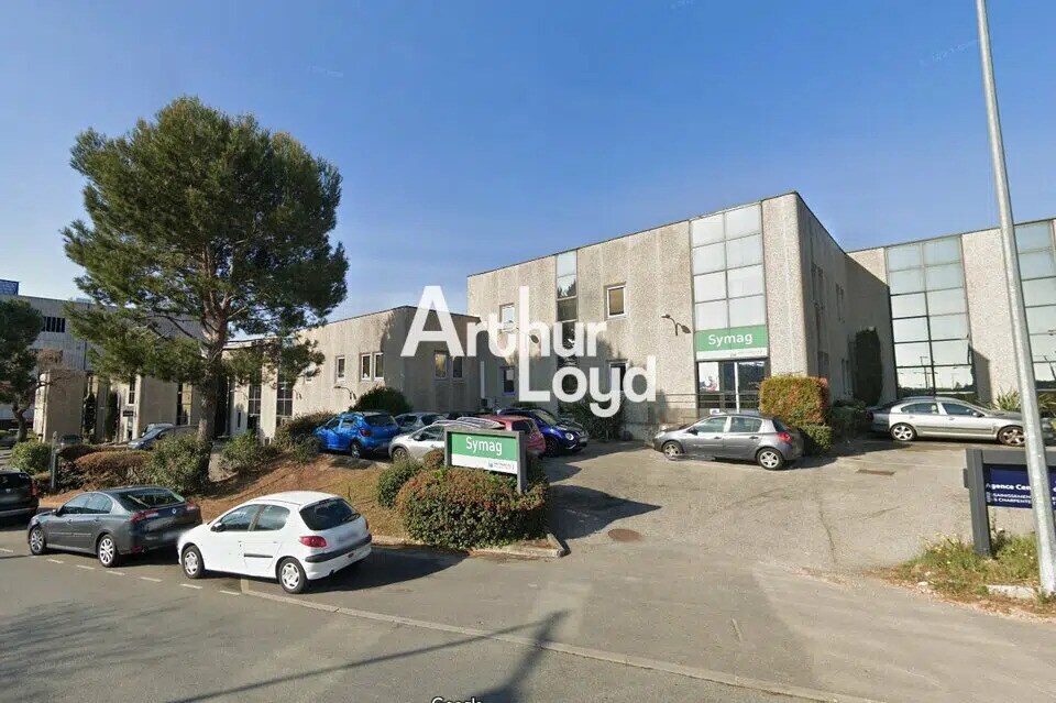 Light Industrial in Antibes to rent Building Photo- Image 1 of 4