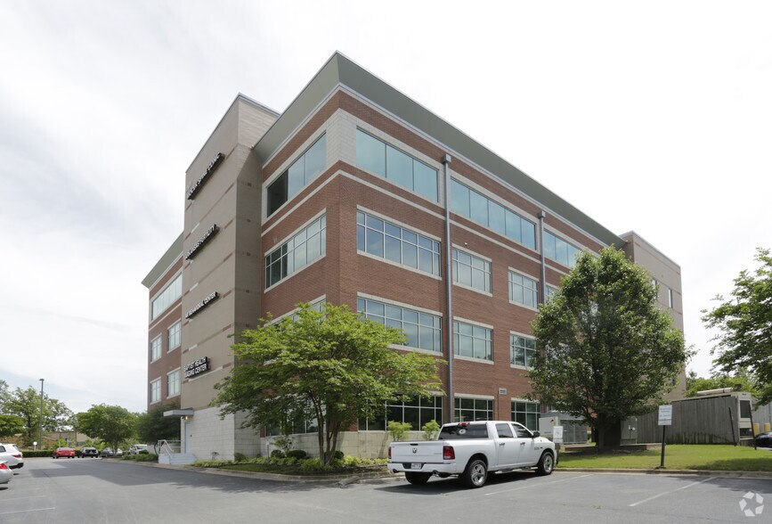 9101 Kanis Rd, Little Rock 72205 Kanis Medical Plaza UK